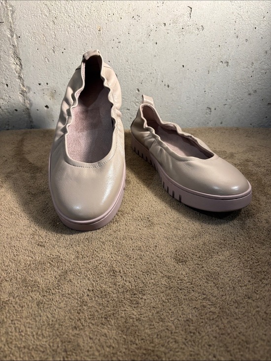 Vionic Shoes - Vionic Soft Buff Uptown Ballet Flats - Size 9